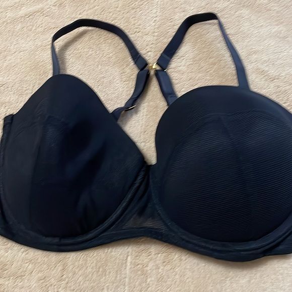 Lively Bras - Picture 2 of 10